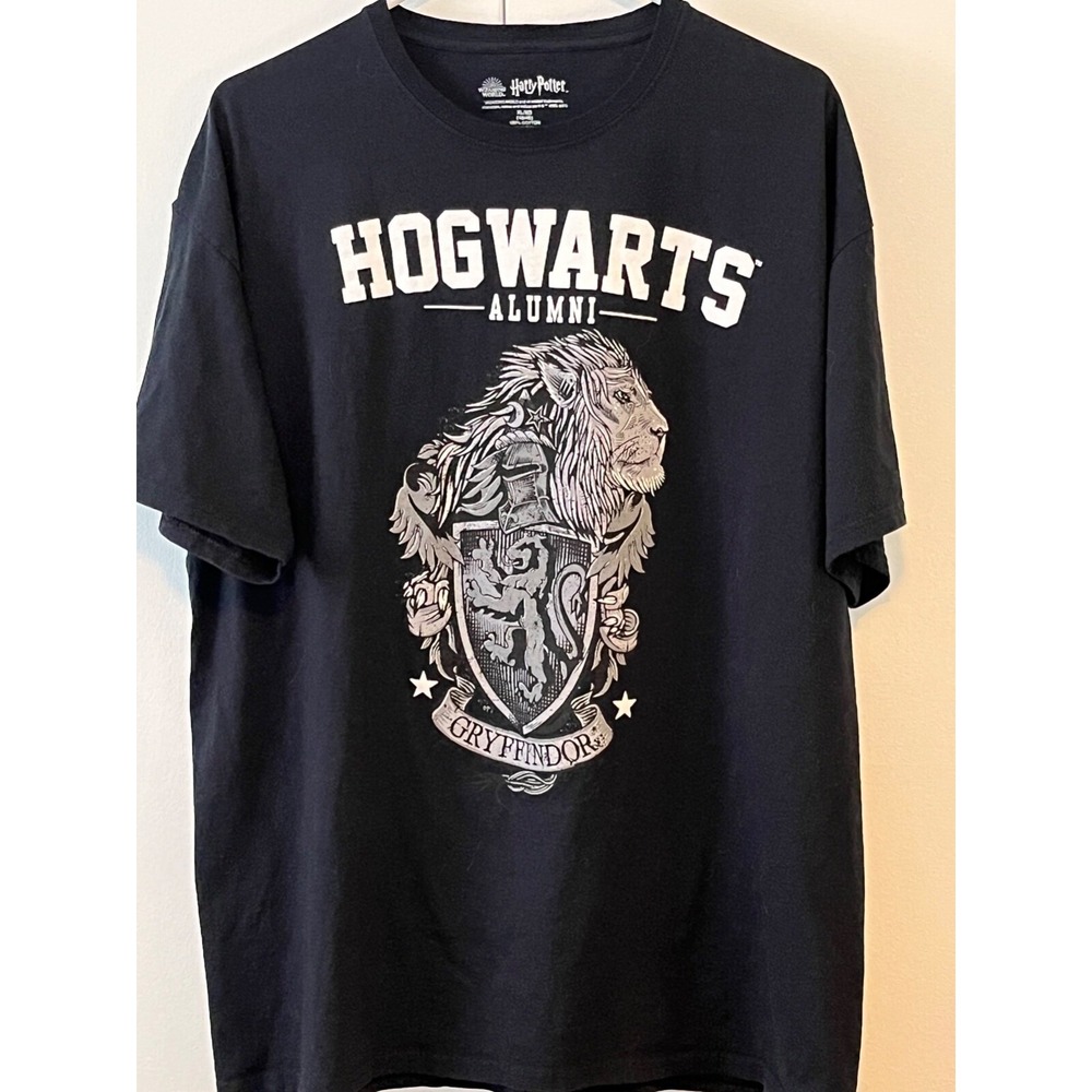 Wizarding World of Harry Potter Hogwarts‎ Alumni Gryffindor T-shirt XLarge 46/48